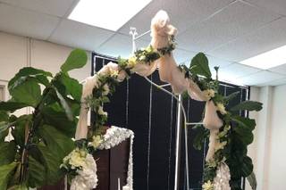Shell's Petals Florist - 24