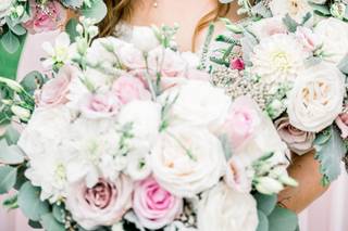 Busy B's Floral - 131