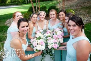 Hearts and Flowers Floral Design Studio - 28