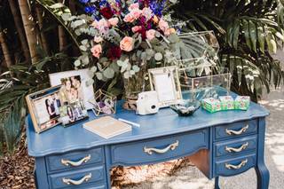 Mi Vintage - Farm Tables & Lounge Rentals - 69