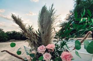 delicate designs by lindsay - 16