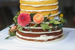 The Frosted Fox Cake Shop - 41