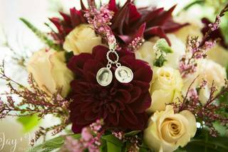 The Rustic Rose Flowers & Collectibles - 19