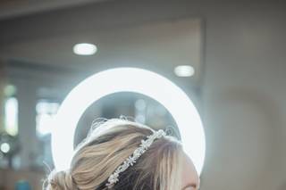 Roots Salon and Wellness Spa - 45