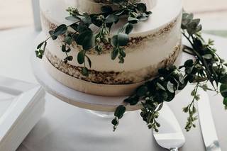 Mulberries Cake Shop - 13
