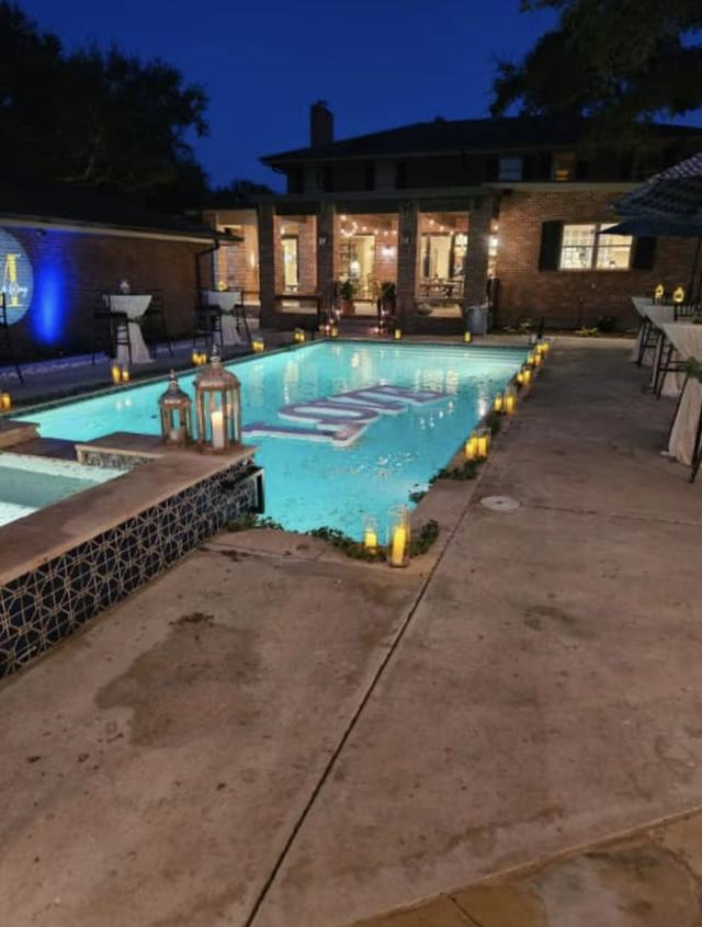 BUTLER SIGNATURE EVENTS - 2