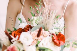 LUX Beauty & Bridal - 46