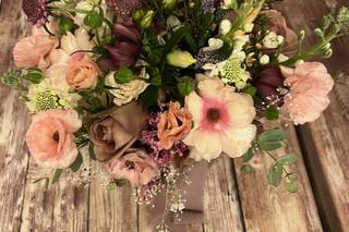 Vintage Rose Floral Designs - 29