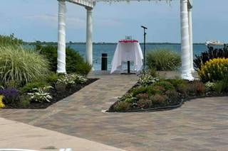 Silver Shores Waterfront Banquets and Catering - 5