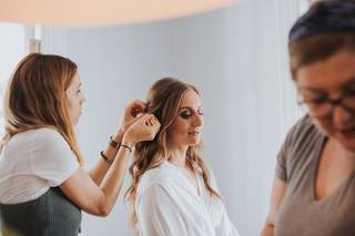 Alana Schmidt Makeup Artist - 21
