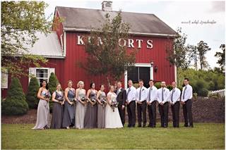 Kemfort's Cottage and Cora's Bed & Breakfast - 10