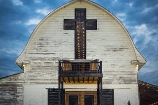 Amazing Graze Barn - 21