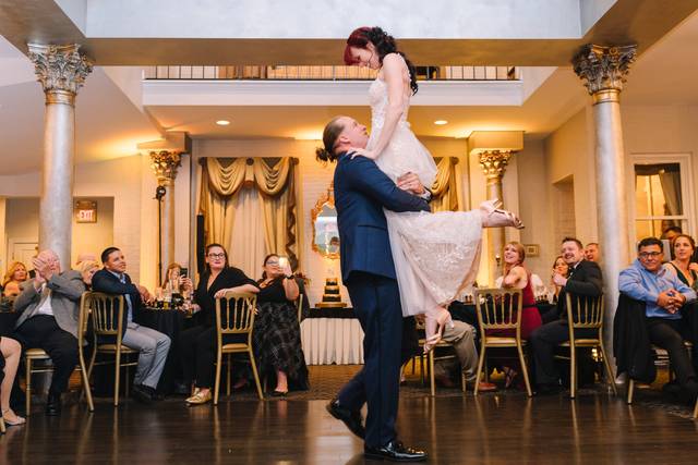 Suzanne's Bridals 3