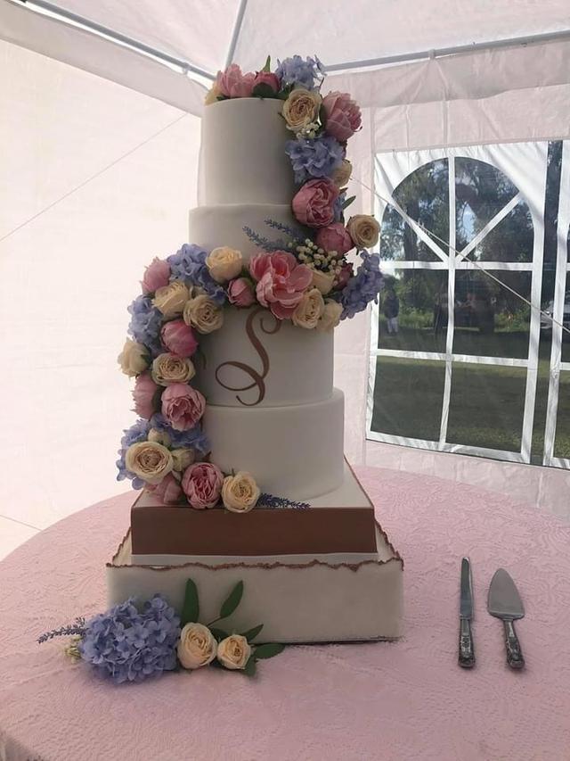 Lovely & Amazing Cakes - 2