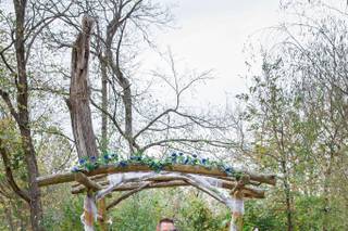 Crooked River Farm Weddings LLC - 23