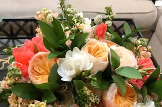 A Man and A Woman Floral Design - 40