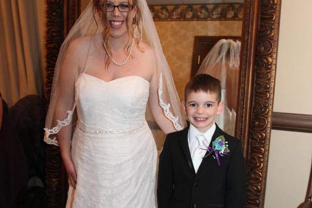 Avalon Manor Banquet Center 3