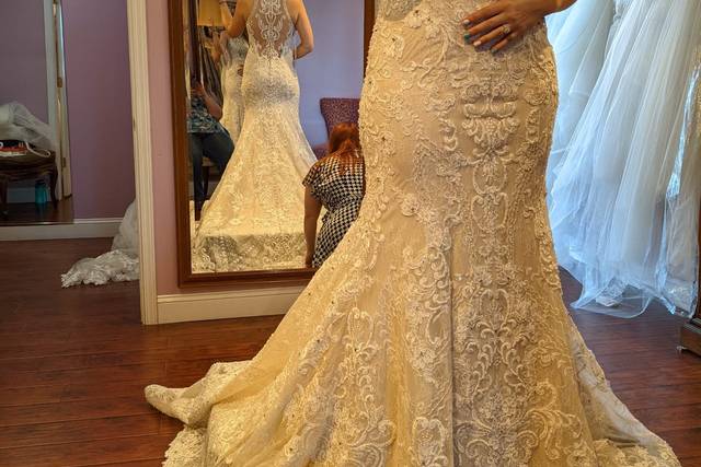 Mimi's Bridal Boutique 3