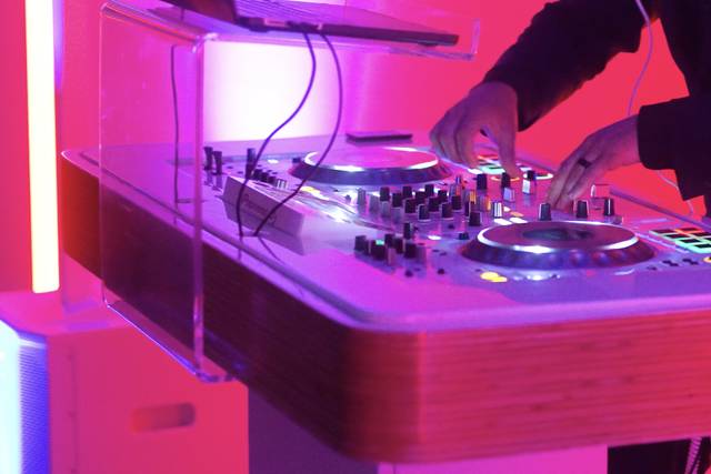 Exclusive Events DJ 3