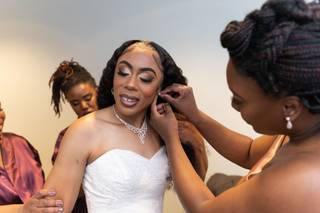 JuLea Beauty Bar - 8