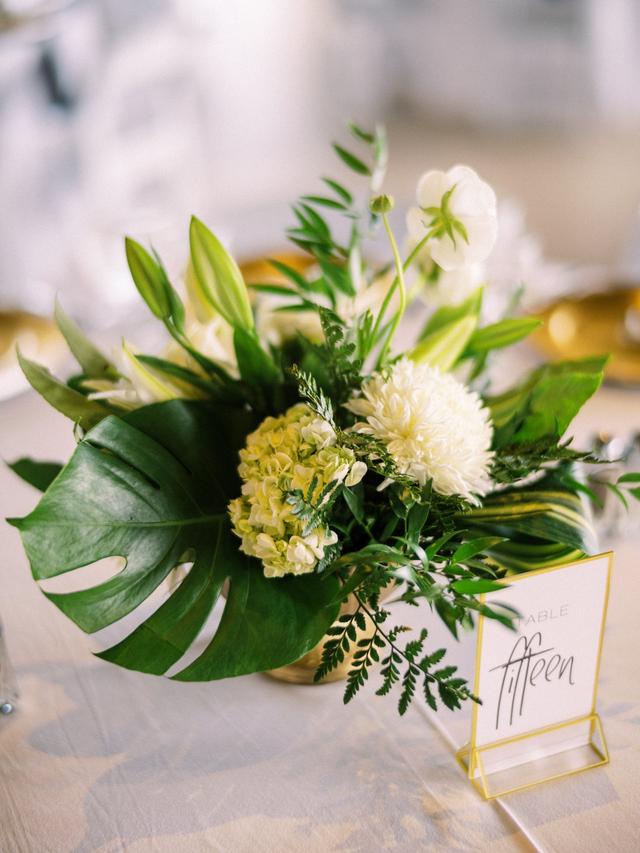 Fleurtations Floral - 1