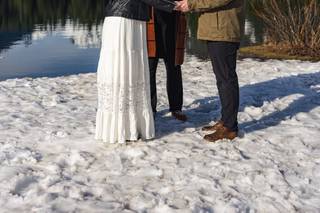 Hillary Lundberg - PNW Wedding Officiant - 11