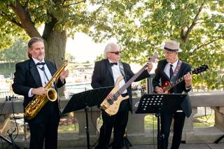 The Mike Petrone Band - 8