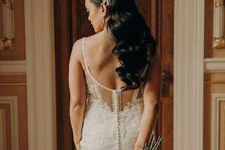Ana's Bridal Boutique & Tuxedos - 5