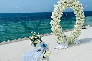 Royal Blue Luxury Events - 46
