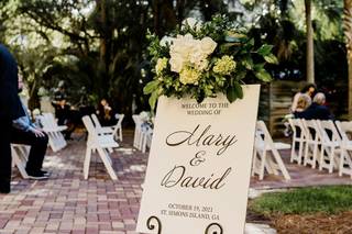 A Courtyard Florist - 9