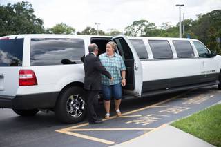 Southern Elegance Limousine - 1
