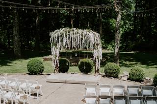 The Grand Barn At The Mohicans Treehouse Resort - 55