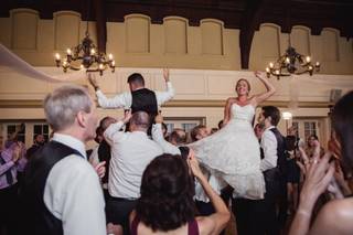 Diamond Entertainment Professional Disc Jockey Service - 5