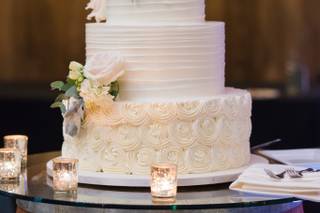 Chickadee Hill Cakes - 105