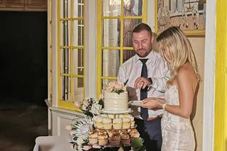 Sweeter Days Bake Shop - 13