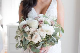 Gray's Florist & Garden Center - 37