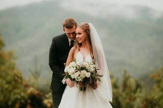 Angela Lynn Photos - 8