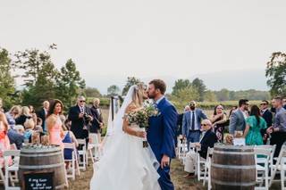 Veritas Vineyard & Winery - 15