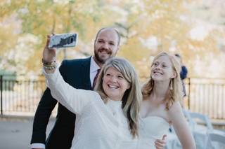 Julie Adriansen - 19