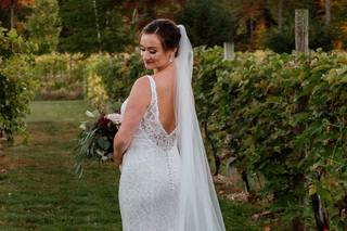 Modern Bride and Formal Shop - 28