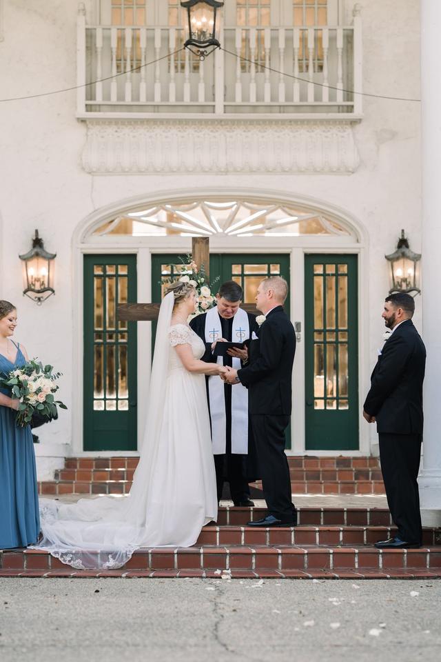 Oak Crest Mansion Inn - 2
