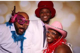 Snapsterbooth Photo Booth - 17