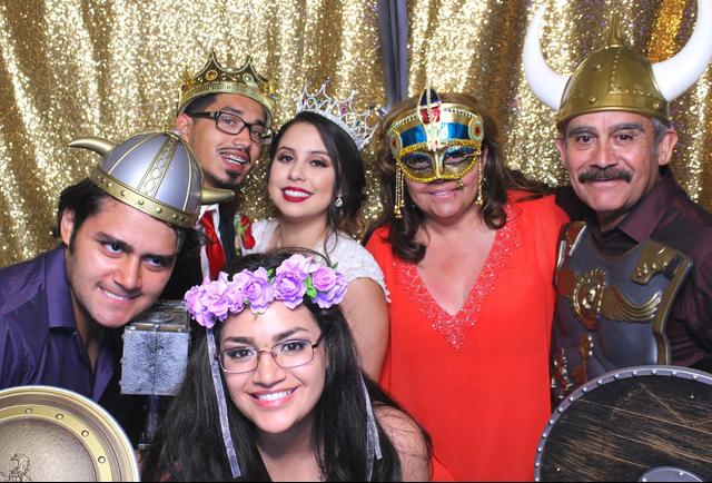 Weddings & Photobooth by Chris Marie - 4