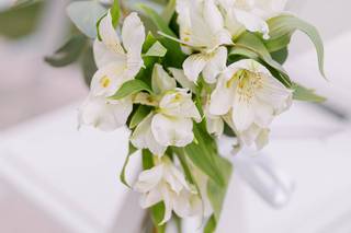 Brides N Blooms Wholesale and Designs - 16