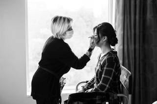 JL Makeup Studio and Beauty Boutique - 14