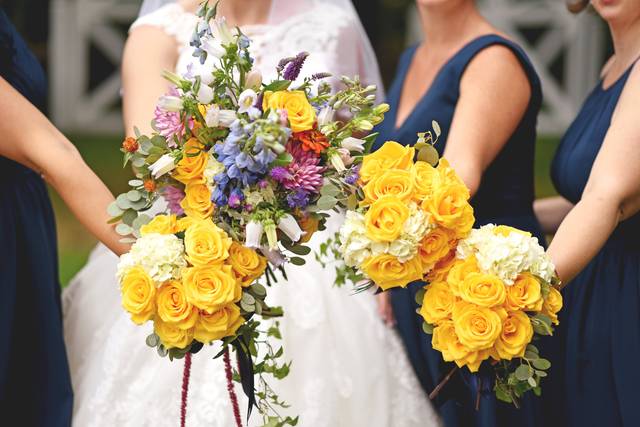 Bumblebee's Flowers & Gifts 4