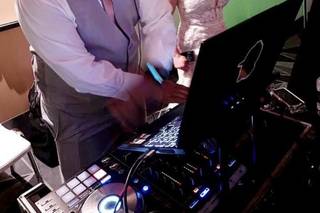 The Jones Collective Djs - 9