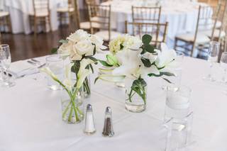 White Lotus Floral Design - 24