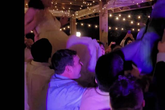 Lilly's DJ Service 3