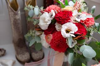 Allioops! Flowers & Gifts - 27